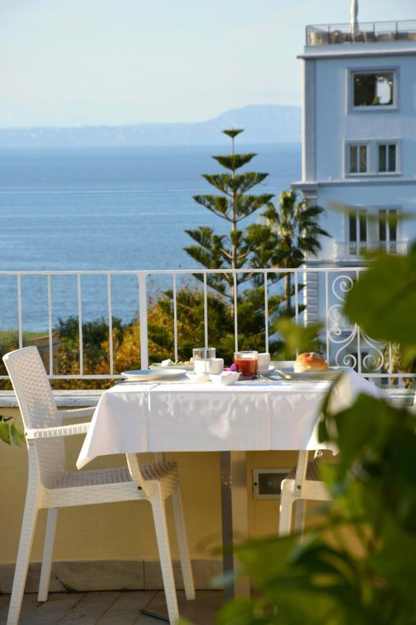 Hotel Crawford Sant'Agnello Exteriér fotografie