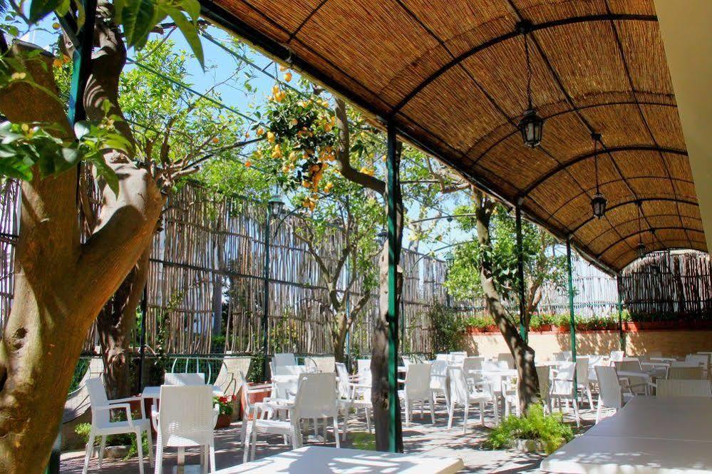 Hotel Crawford Sant'Agnello Exteriér fotografie