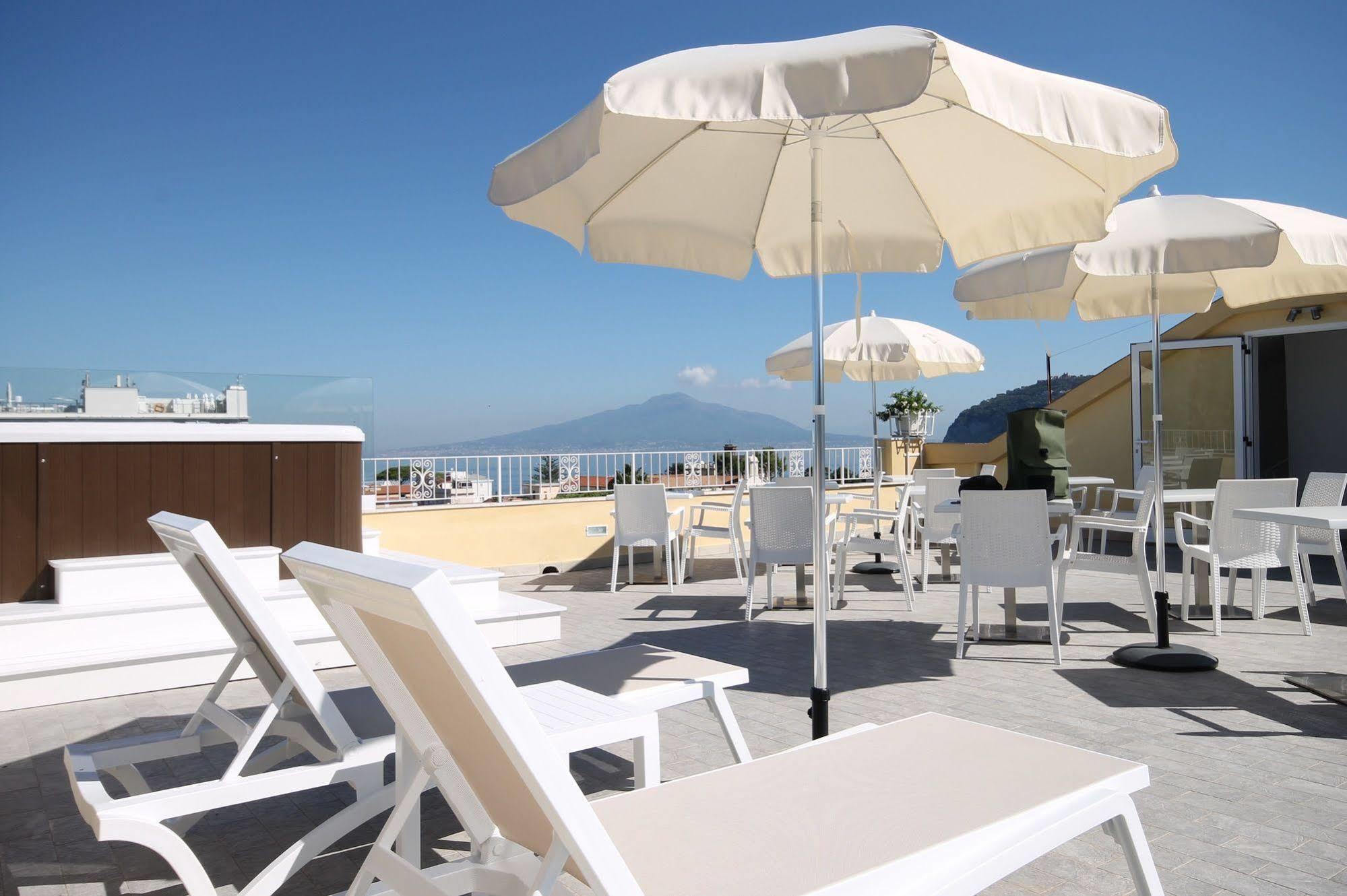 Hotel Crawford Sant'Agnello Exteriér fotografie
